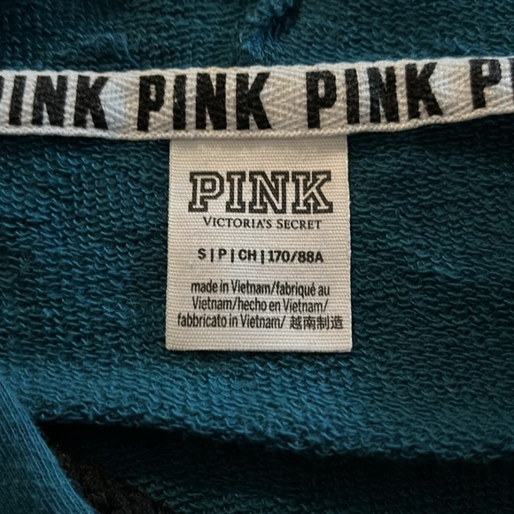 Juniors size S PINK oversized hoodie with crisscross string on chest - Picture 7 of 7